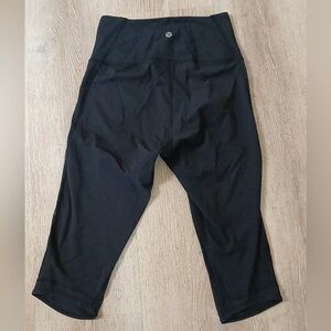 Lululemon Athletica Black Cropped Leggings